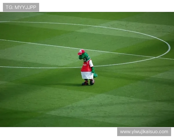 王娜独家分享足球心得与技巧助你提升球技的秘诀与经验 王娜独家分享足球心得与技巧助你提升球技的秘诀与经验