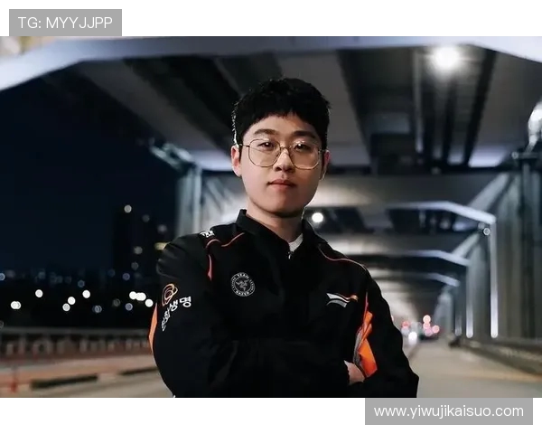 Zeus上单强势登场带领团队鏖战赛场再现统治级操作