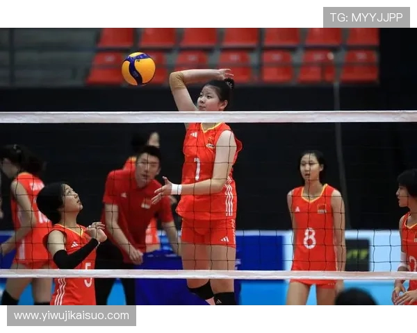 女排中国队在南京迎战意大利队势必上演精彩对决展现巅峰实力 女排中国队在南京迎战意大利队势必上演精彩对决展现巅峰实力